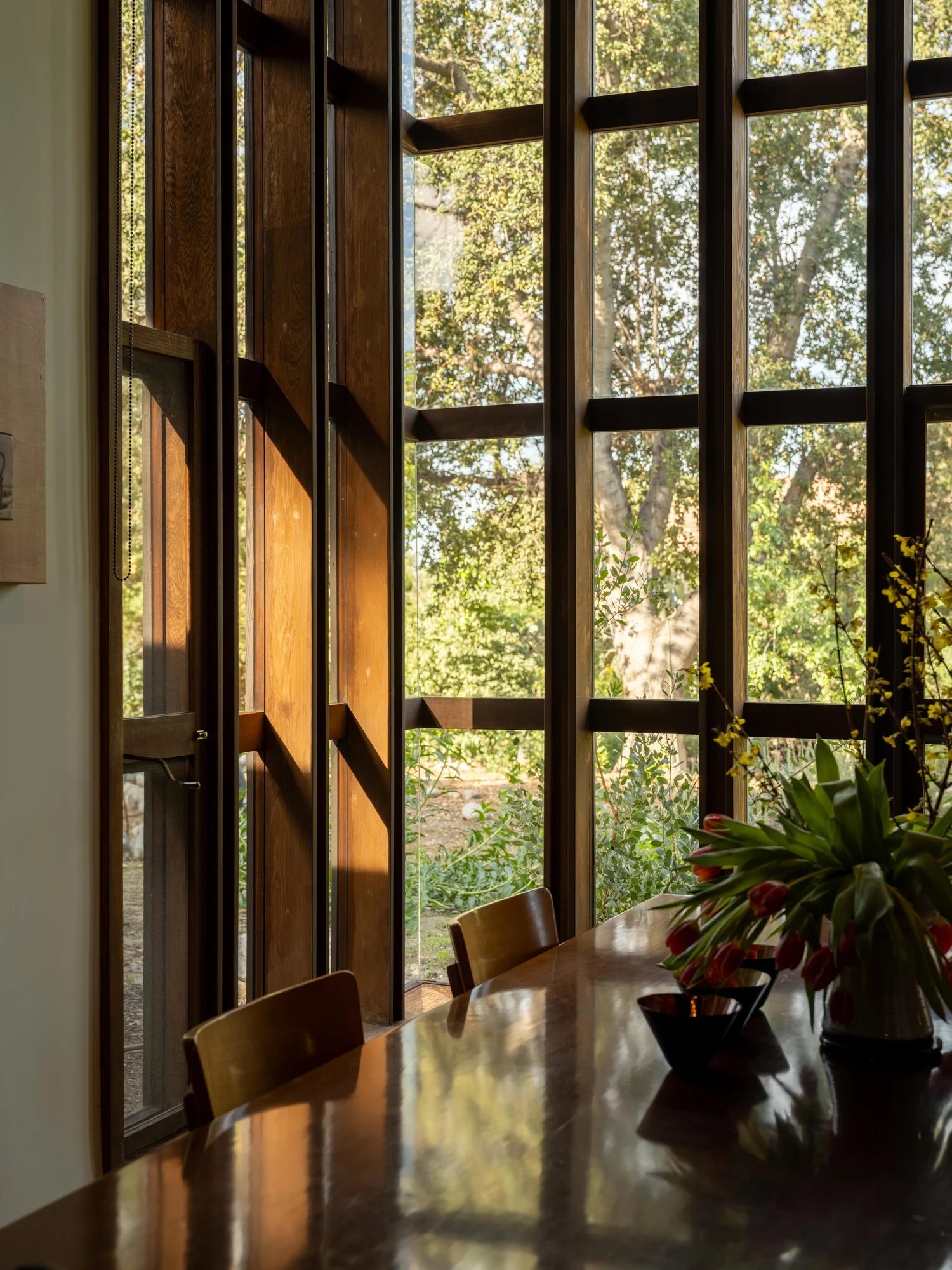 Dining area open to the garden